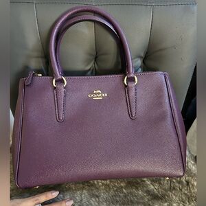 EUC worn twice! Coach Surrey Leather Bag